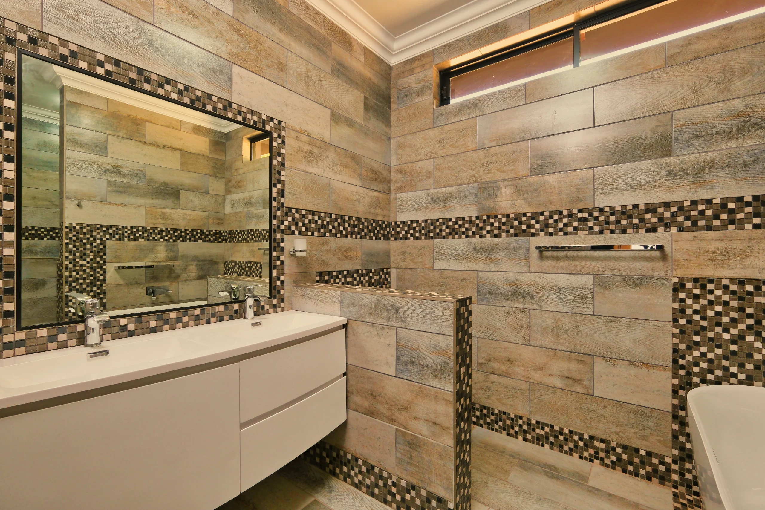 pexels-alexander-f-ungerer-157458816-19666087 | | Manny's Exterior Design